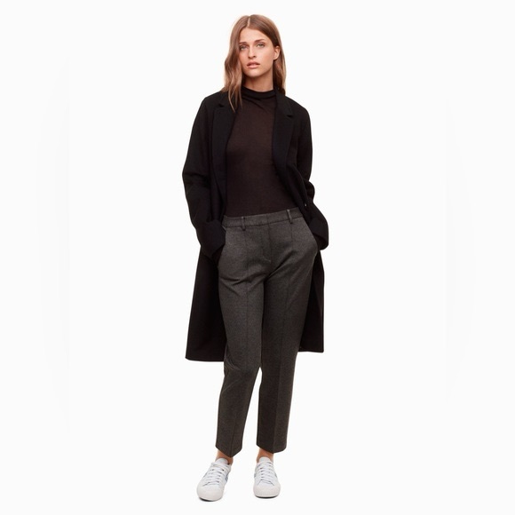 Aritzia The Group by Babaton Ilana Crop Pant in Heather Dark Grey - Picture 2 of 16